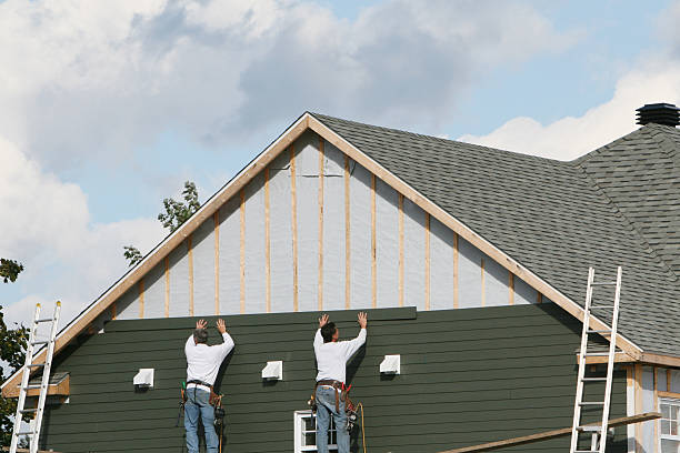 Professional Siding Installation technician working in New Park, PA